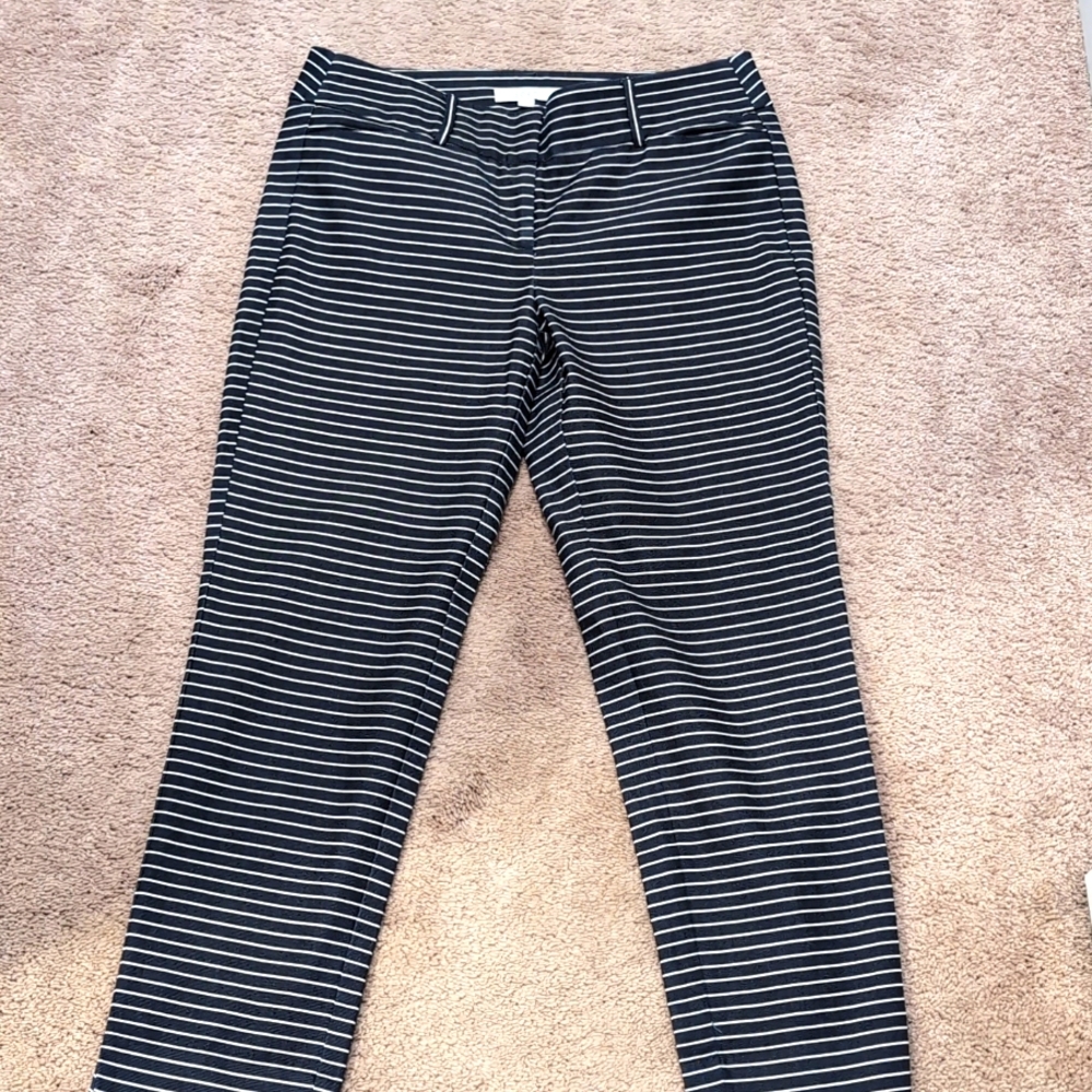 LOFT cropped pants